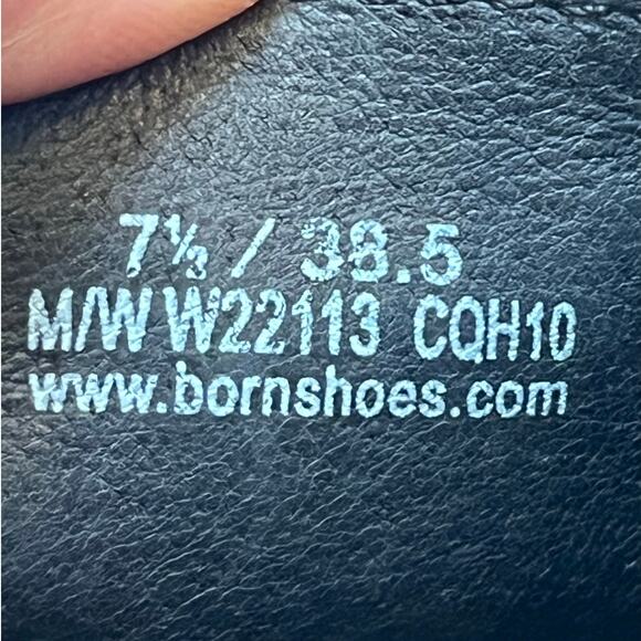 Born Women's Size 7.5 Tan Leather Low Heel Slip On Ankle Booties - Picture 3 of 11